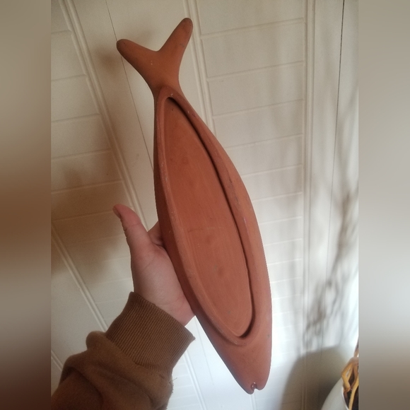 Pink Glitter Terracotta Fish Decor - Picture 5 of 5